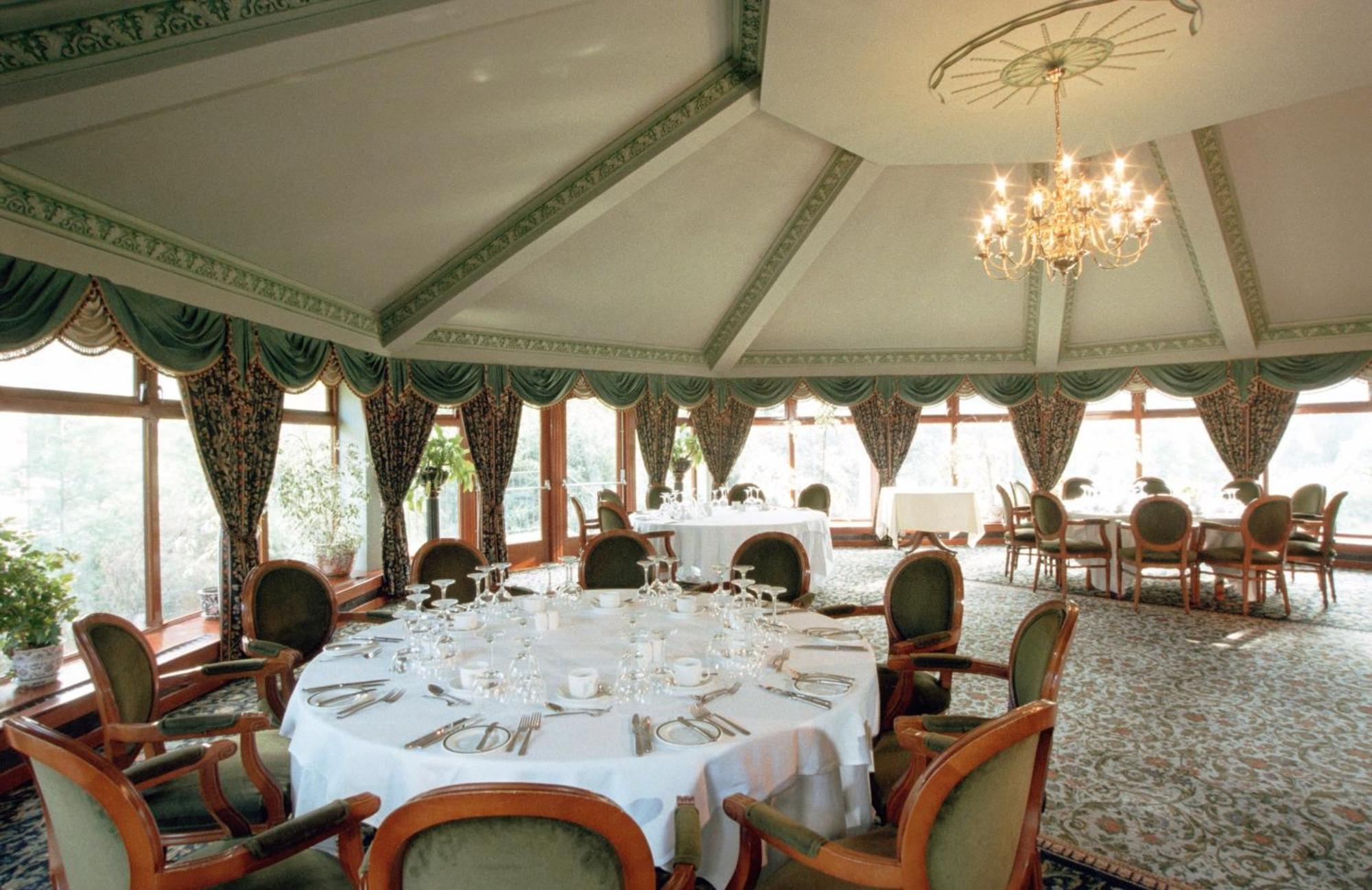 לנגפני Tre-Ysgawen Hall & Spa מראה חיצוני תמונה