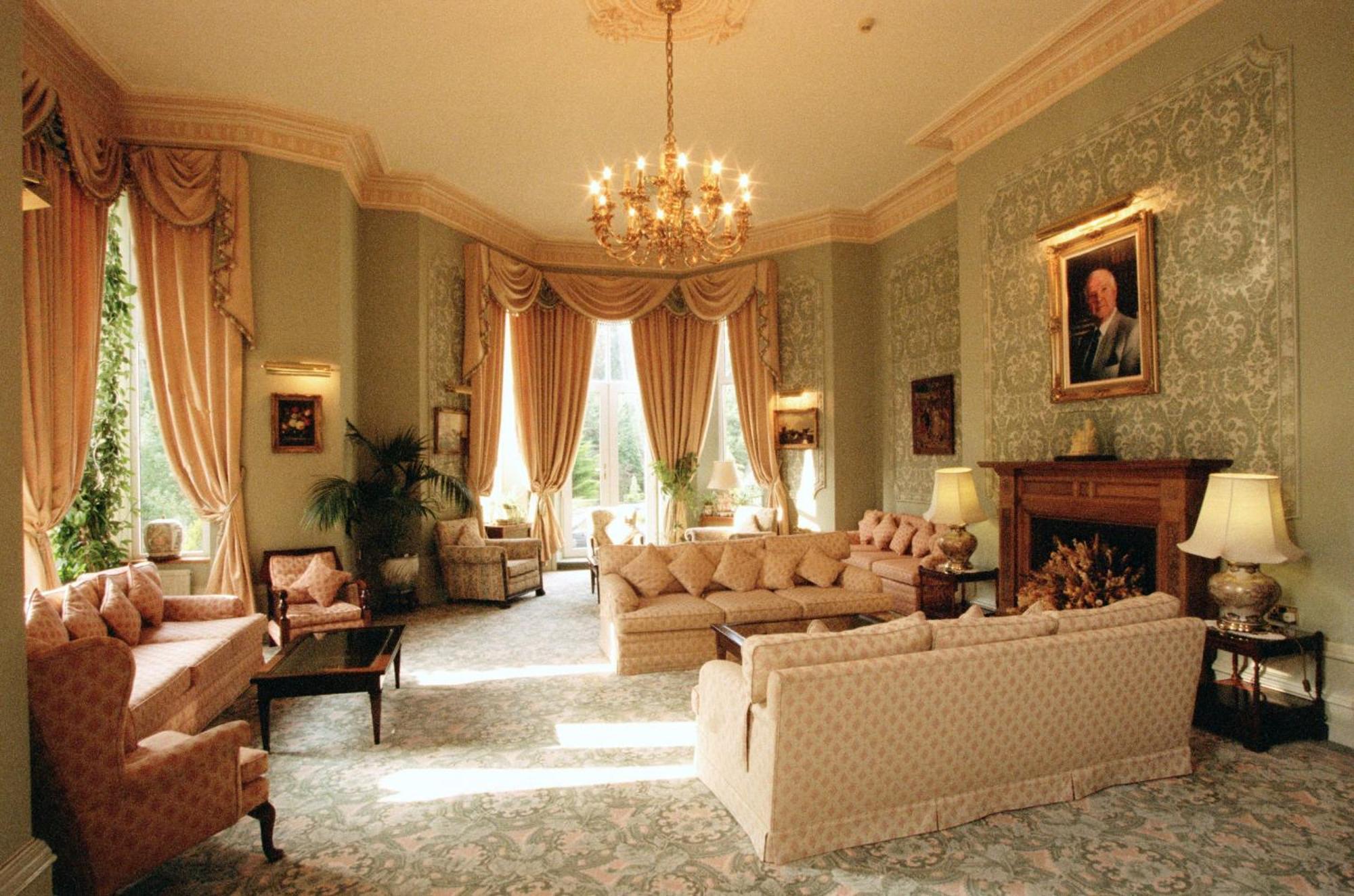 לנגפני Tre-Ysgawen Hall & Spa מראה חיצוני תמונה